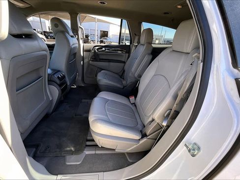 Used 2017 Buick Enclave Leather image 19