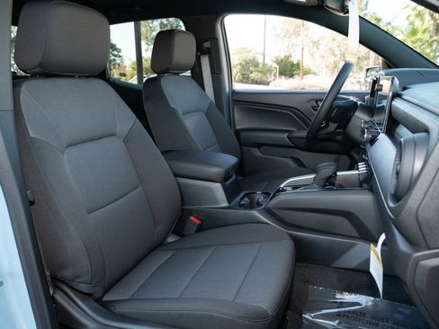 New 2026 Chevrolet Colorado W/T image 36