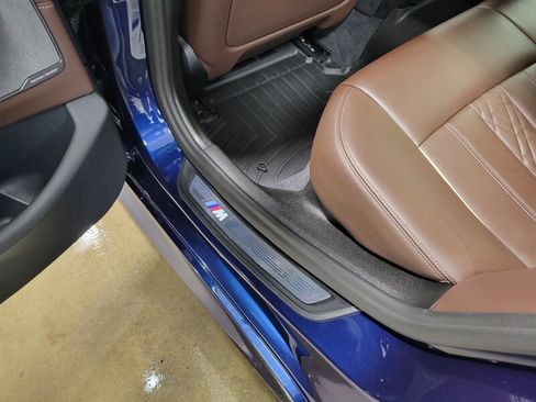 Used 2019 BMW M550i xDrive AWD/4WD image 55