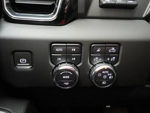 Used 2024 GMC Sierra 1500 Denali w/ Denali Reserve Package image 20