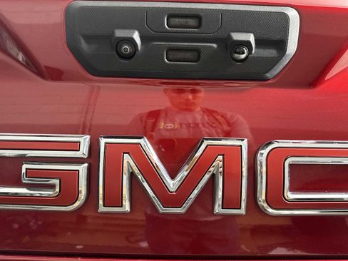 Used 2024 GMC Sierra 1500 SLT w/ SLT Premium Package image 29