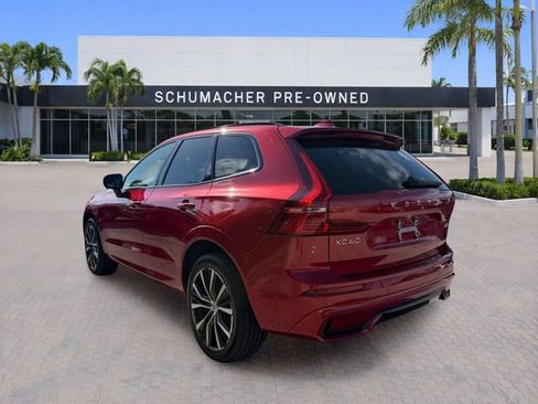 Certified 2024 Volvo XC60 B5 Plus AWD/4WD image 5