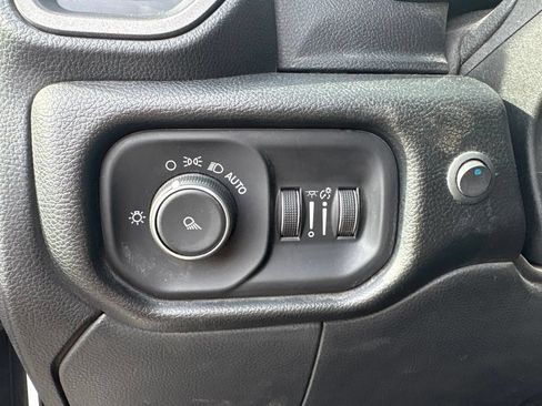 Used 2019 RAM 2500 Tradesman AWD/4WD image 16