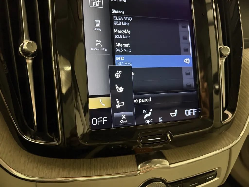 Used 2021 Volvo XC60 T6 Inscription w/ Advanced Package AWD/4WD image 23