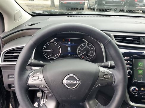 Used 2024 Nissan Murano Platinum w/ Cargo Package image 16