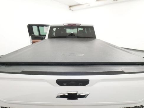 Used 2021 Chevrolet Silverado 1500 High Country w/ LPO, Dark Essentials Package AWD/4WD image 33