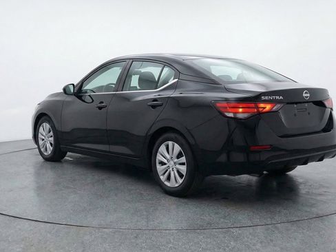 Used 2025 Nissan Sentra S FWD image 6