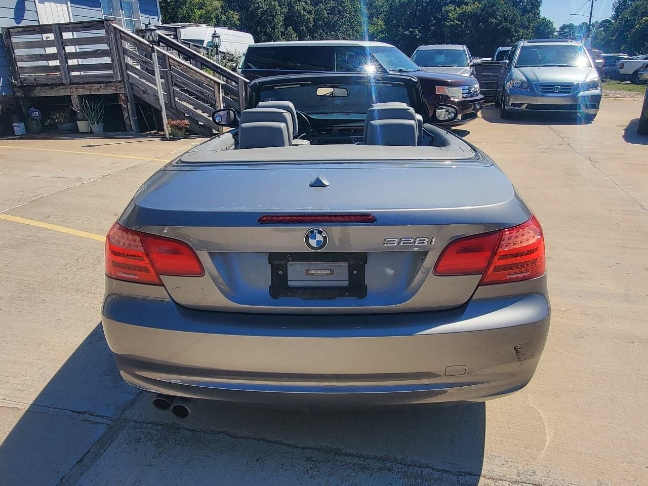 Used 2011 BMW 328i Convertible RWD image 9