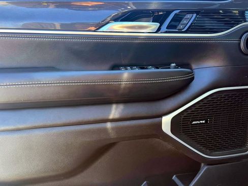 Used 2022 Jeep Wagoneer Series I w/ Convenience Group I image 18