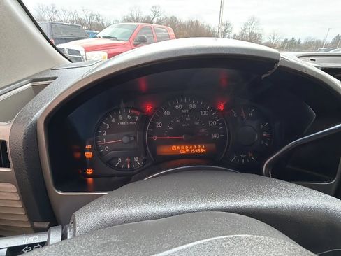 Used 2004 Nissan Titan SE w/ (Bed) Utility Bed Pkg image 19