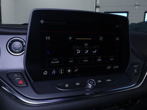 Used 2024 Chevrolet Blazer LT image 28