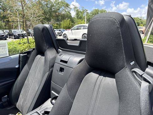 New 2026 MAZDA MX-5 Miata Club w/ Interior Package RWD image 20