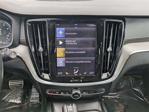 Used 2020 Volvo V60 T6 R-Design w/ Protection Package image 20