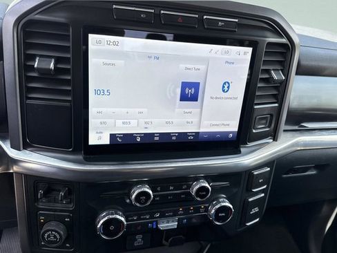 Certified 2022 Ford F150 Lariat image 34