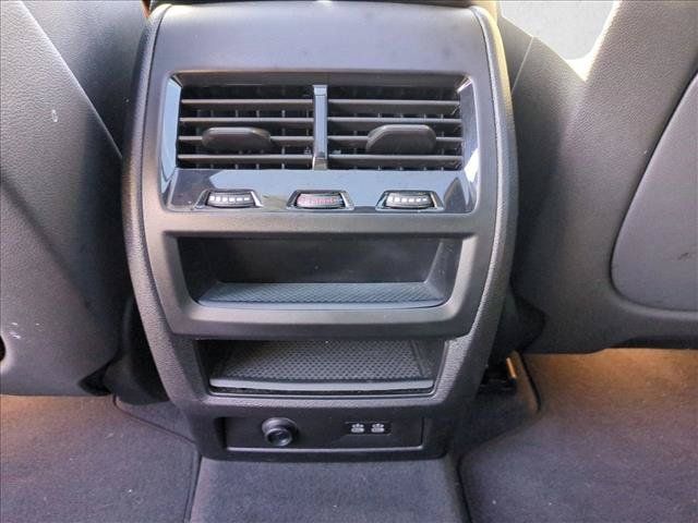 Certified 2025 BMW X5 sDrive40i RWD image 18