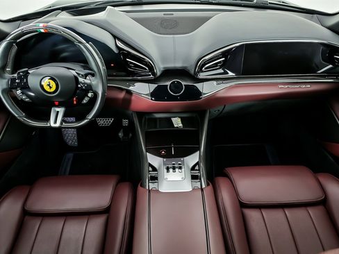 Used 2024 Ferrari Purosangue image 41