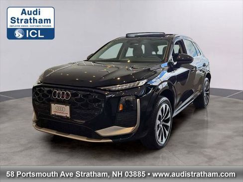 New 2026 Audi Q3 quattro 2.0T AWD/4WD image 1