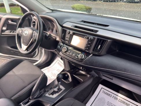 Used 2018 Toyota RAV4 XLE w/ Plus Extra Value Package image 20