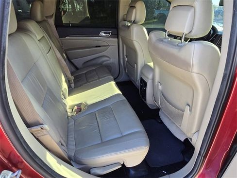 Used 2014 Jeep Grand Cherokee Limited image 16