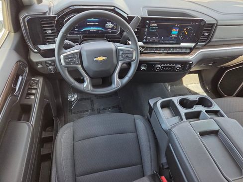 Certified 2023 Chevrolet Silverado 1500 LT AWD/4WD image 9