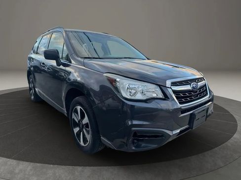 Used 2017 Subaru Forester 2.5i w/ Alloy Wheel Package image 7