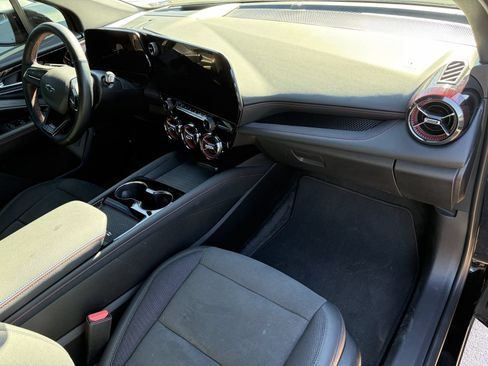 Used 2024 Chevrolet Blazer EV RS RWD image 10