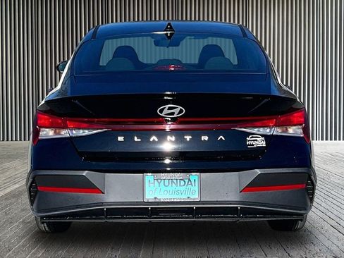 New 2026 Hyundai Elantra Sport image 4