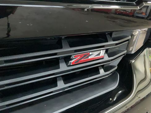 Used 2020 Chevrolet Silverado 1500 LT Trail Boss AWD/4WD image 29