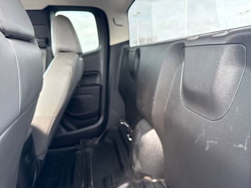 Used 2017 GMC Canyon SL RWD image 13