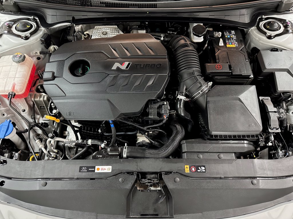 Used 2025 Hyundai Elantra N FWD image 35