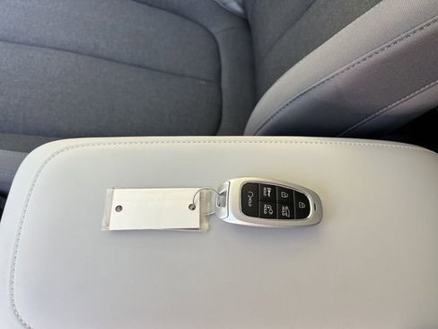 Used 2024 Hyundai Ioniq 5 SEL AWD/4WD image 29