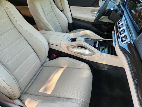 Used 2022 Mercedes-Benz GLE 450 4MATIC image 6