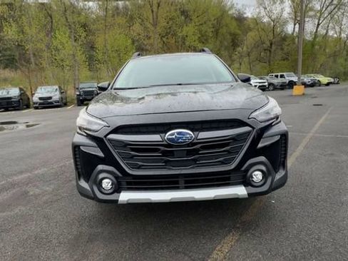 Used 2025 Subaru Outback Limited AWD/4WD image 3