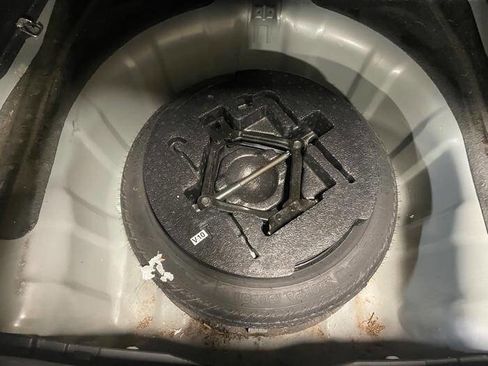 Used 2007 Hyundai Azera Limited image 26