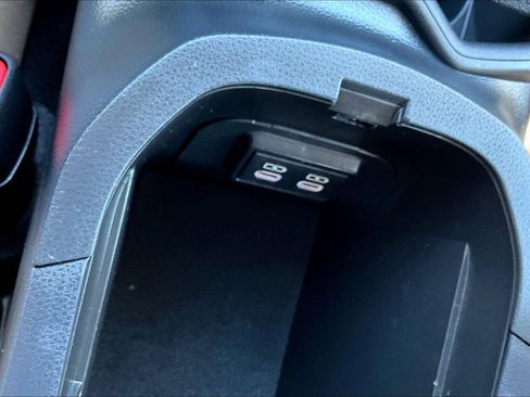 Used 2023 Toyota RAV4 LE image 31