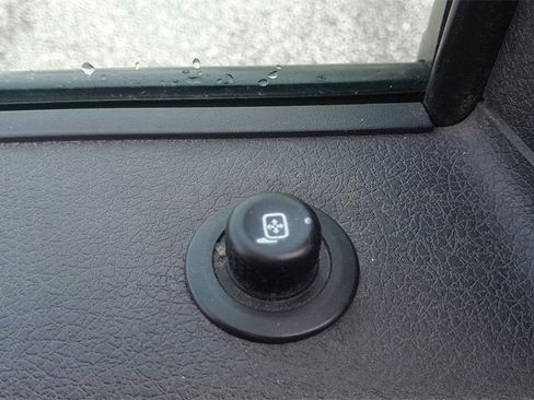 Used 2014 Ford F150 XLT w/ XTR Package image 17