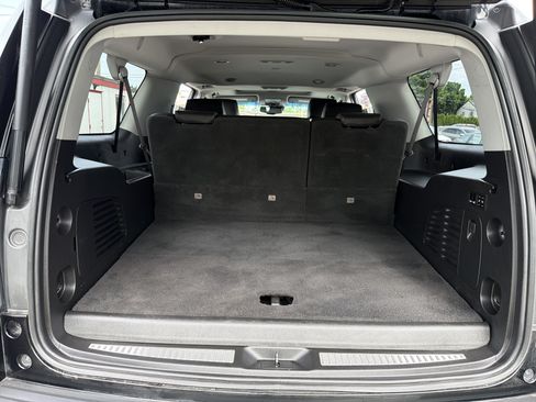 Used 2019 GMC Yukon XL Denali AWD/4WD image 4