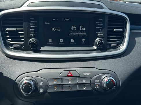Used 2020 Kia Sorento L image 19