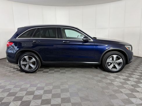 Used 2019 Mercedes-Benz GLC 300 4MATIC image 8