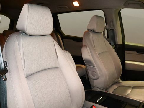 Used 2019 Honda Odyssey EX image 21
