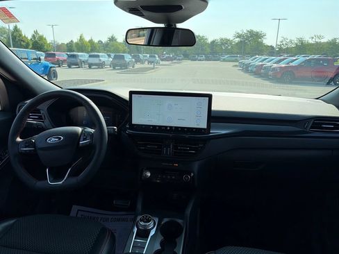 Used 2023 Ford Escape ST-Line w/ Tech Pack #1 AWD/4WD image 34