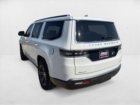 Used 2022 Jeep Grand Wagoneer Series I image 3