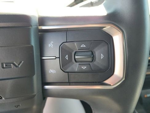 Used 2025 GMC Hummer EV 2X image 30