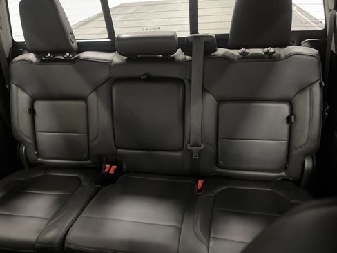 Used 2022 Chevrolet Silverado 1500 LTZ AWD/4WD image 13
