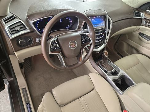 Used 2015 Cadillac SRX Luxury w/ Driver Awareness Package image 16