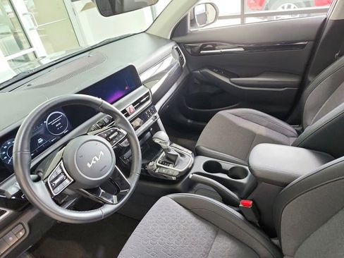 Certified 2024 Kia Seltos S AWD/4WD image 11