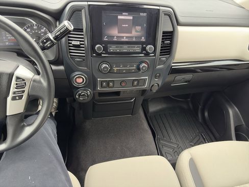 Used 2024 Nissan Titan SV w/ Accessory Utility Package image 16