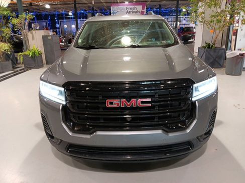 Used 2021 GMC Acadia SLT w/ Elevation Edition image 3