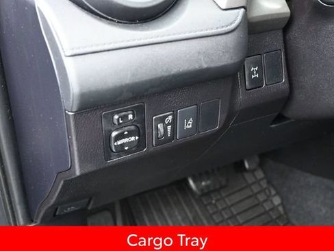 Used 2018 Toyota RAV4 LE w/ All Weather Liner Package AWD/4WD image 18