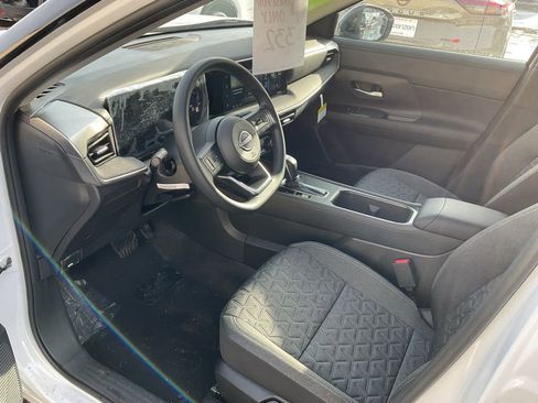 New 2026 Nissan Kicks SV w/ SV Premium Package image 10